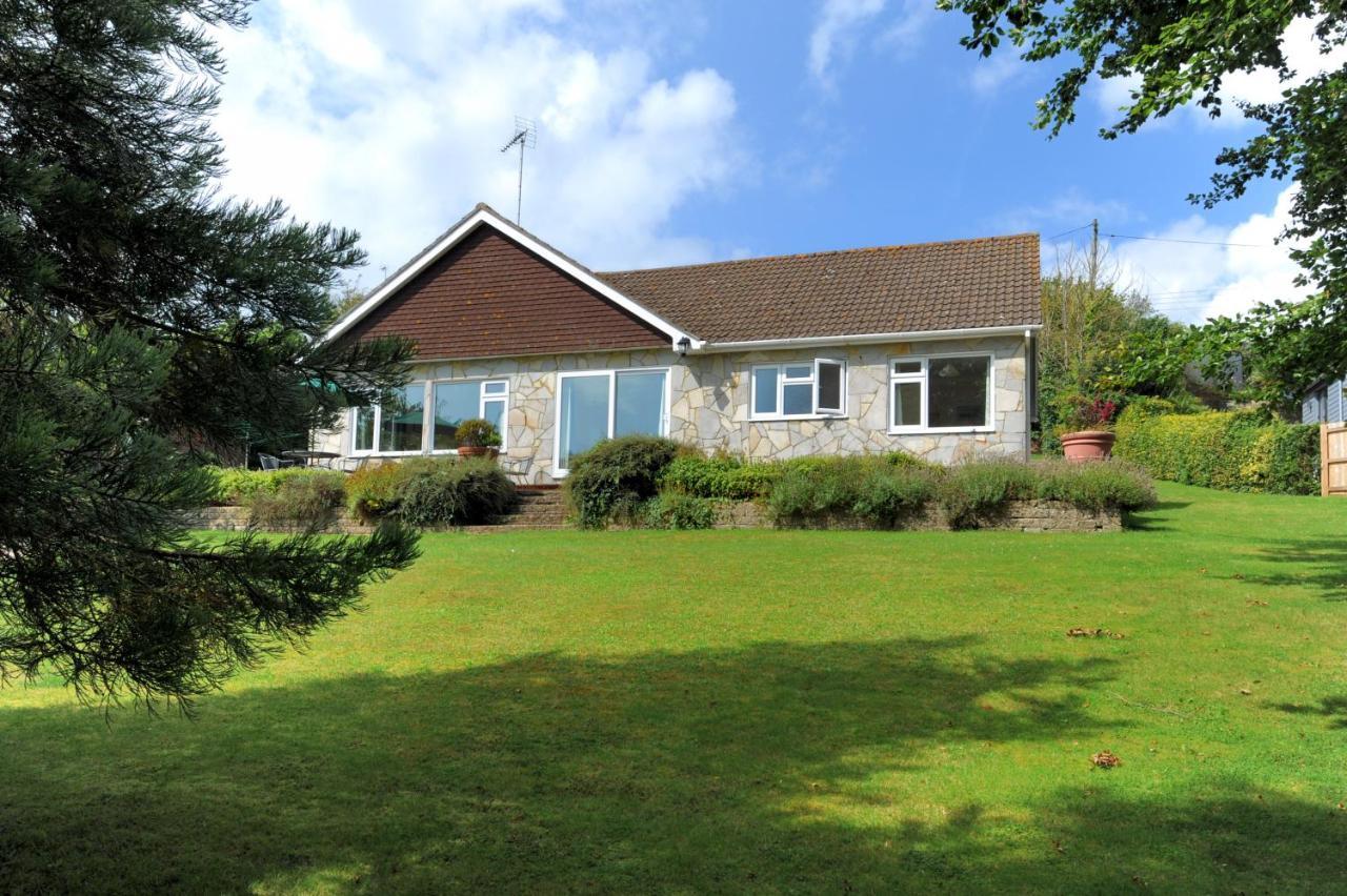 Strathaven Villa Uplyme ภายนอก รูปภาพ