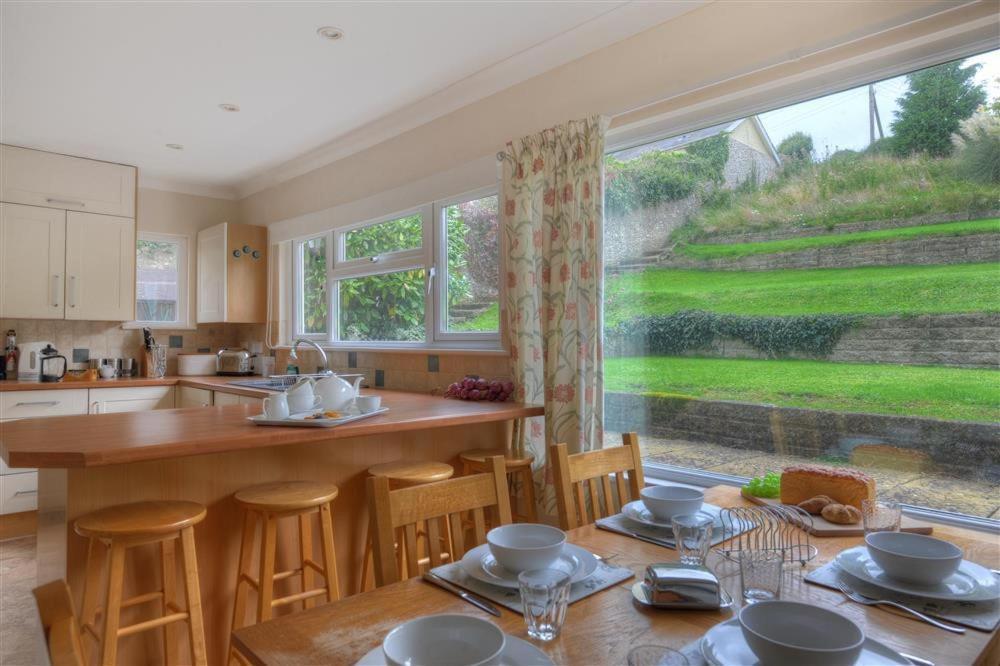 Strathaven Villa Uplyme ภายนอก รูปภาพ