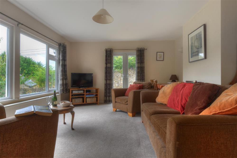 Strathaven Villa Uplyme ภายนอก รูปภาพ