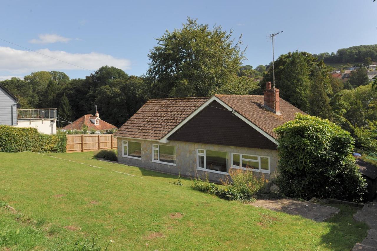 Strathaven Villa Uplyme ภายนอก รูปภาพ