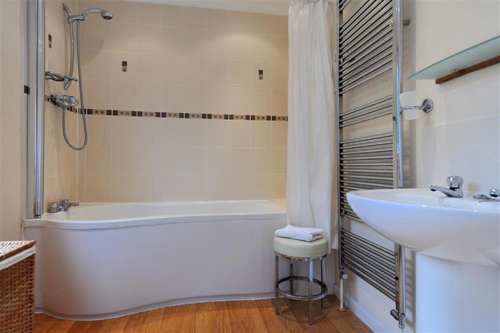 Strathaven Villa Uplyme ภายนอก รูปภาพ